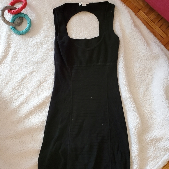 Cute Guess dress - Picture 3 of 3